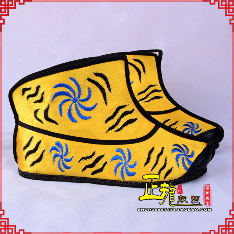 尚义.美猴王靴子虎纹靴金黄快靴 猴鞋